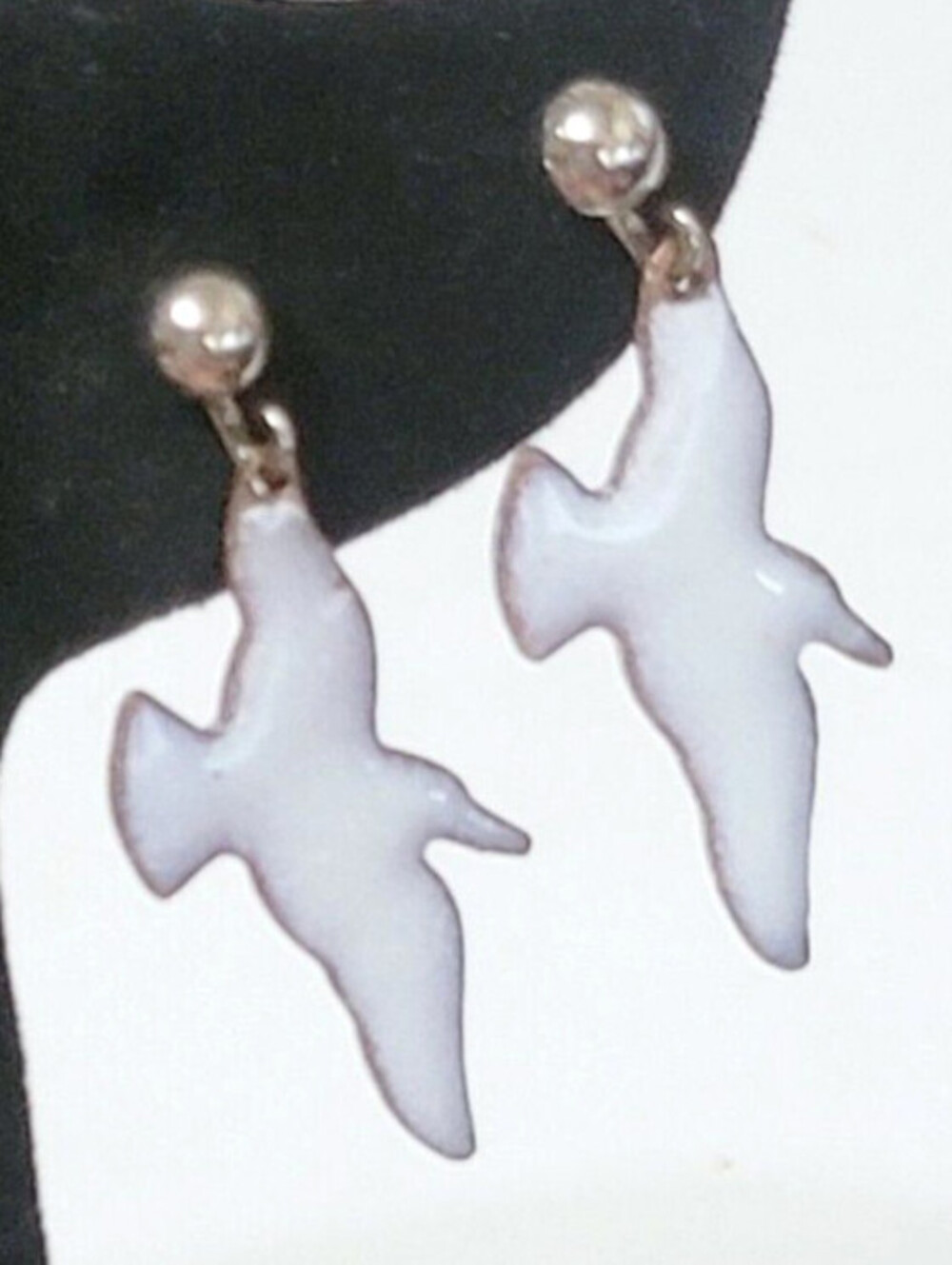 Vintage Copper Enamel Bird Earrings Sea Gulls Mid-Century Screw Back White sb-51